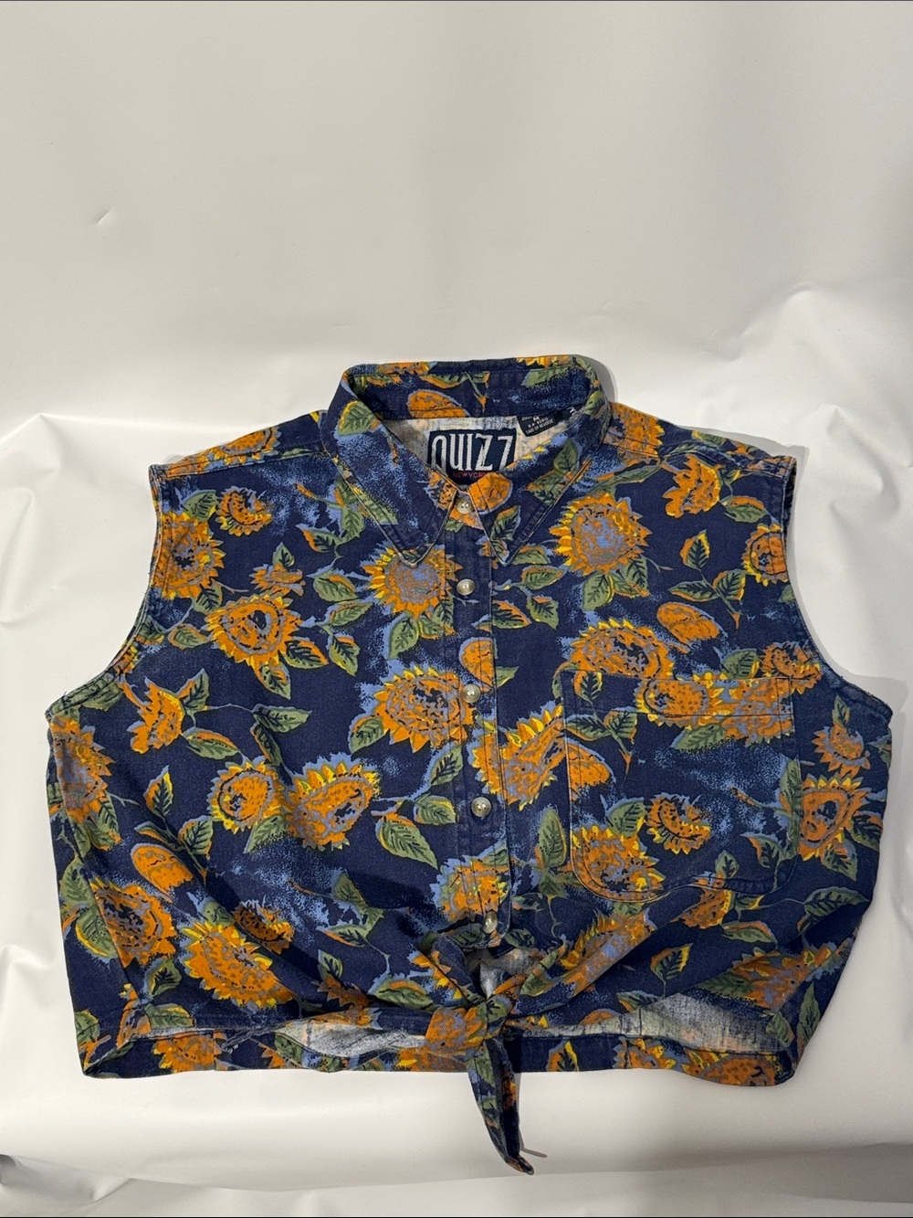 Vintage 90s sleeveless sunflower tie-front crop shirt - Quizz New York